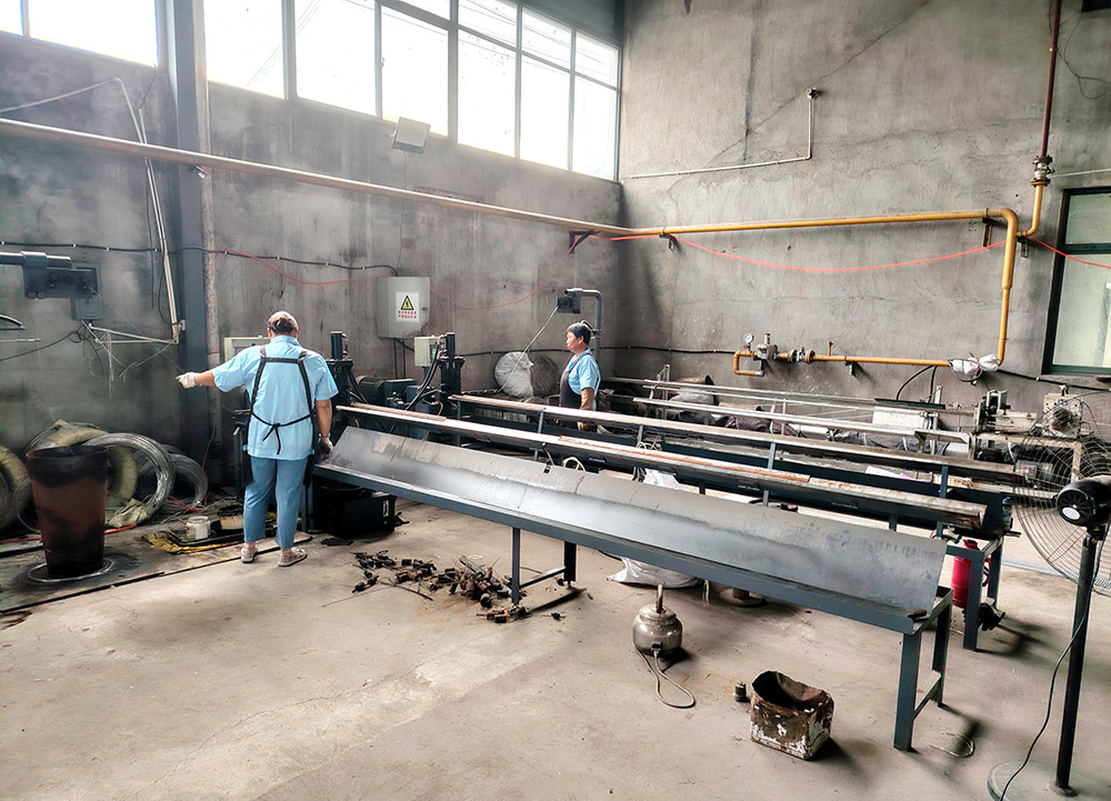 金屬網(wǎng)帶車間